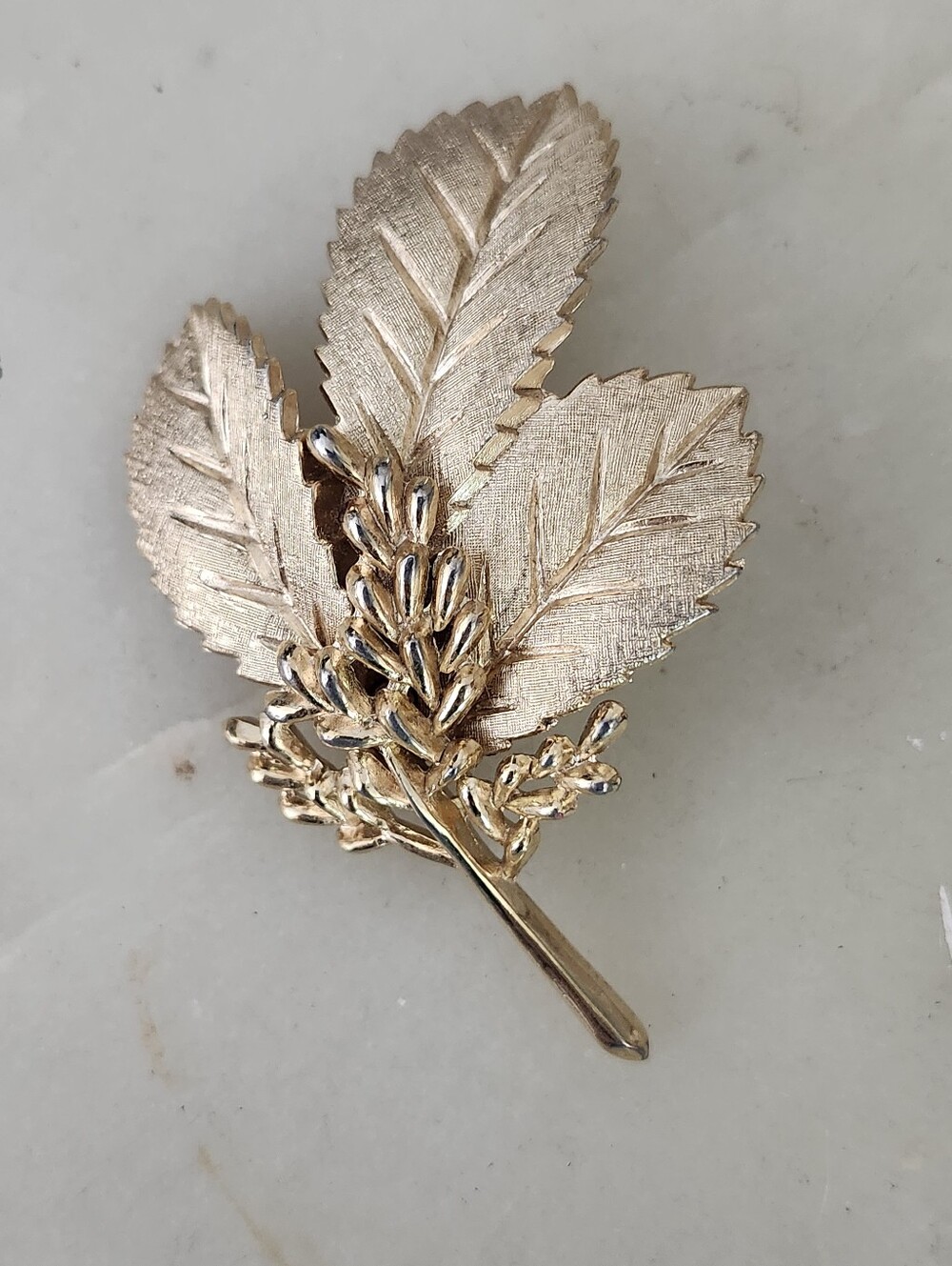 Vtg 60's Crown Trifari Gold Tone Leaf & Berry Brooch